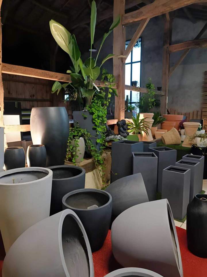 Vente poteries de jardin, Challans